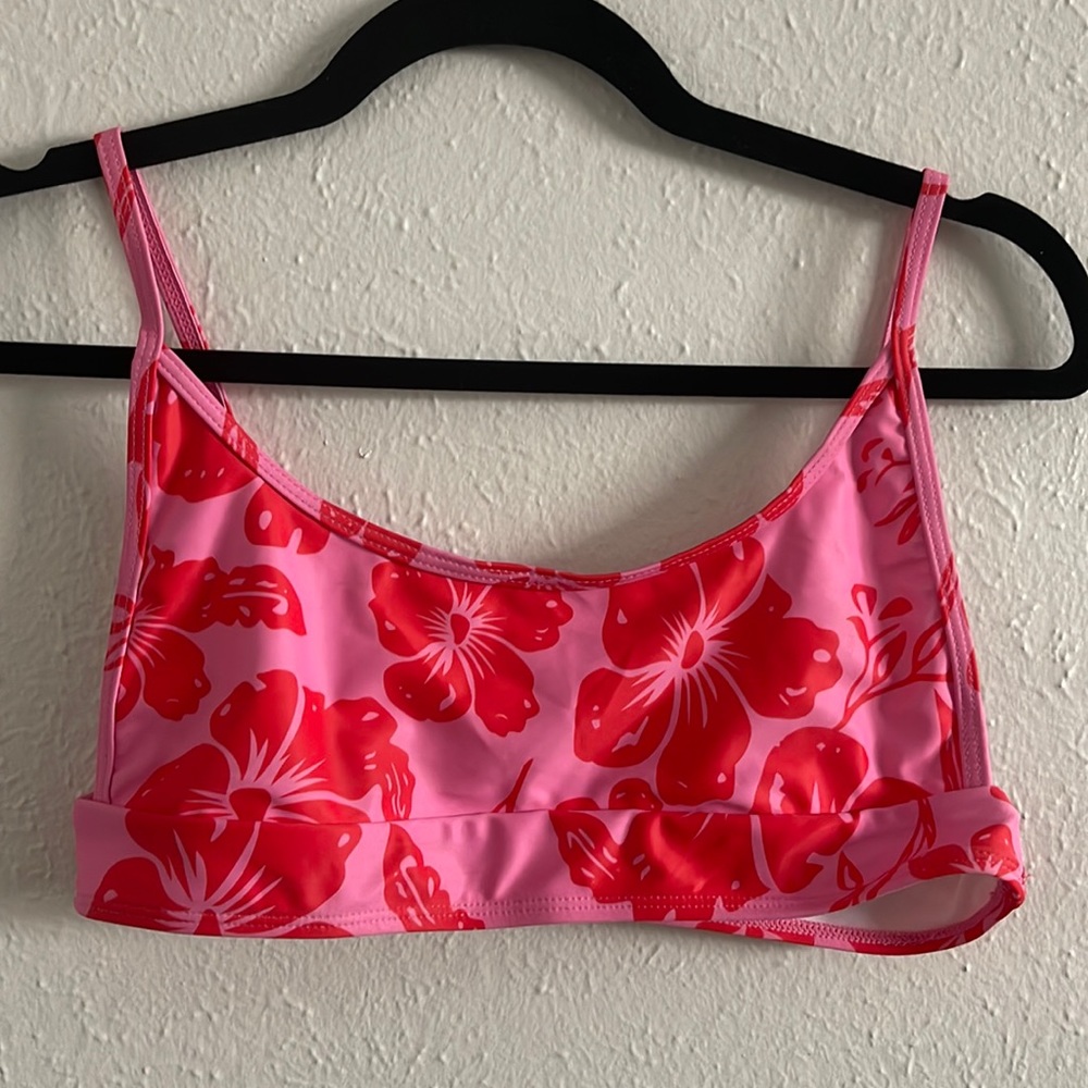Pink floral bikini top